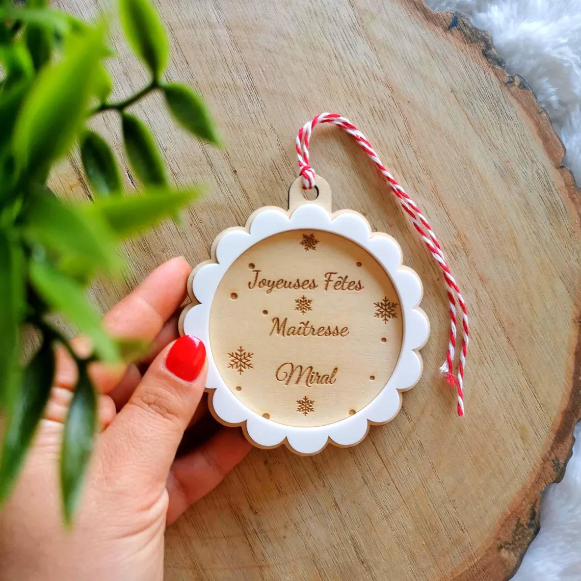 Cadeau personnalisé en bois 2671