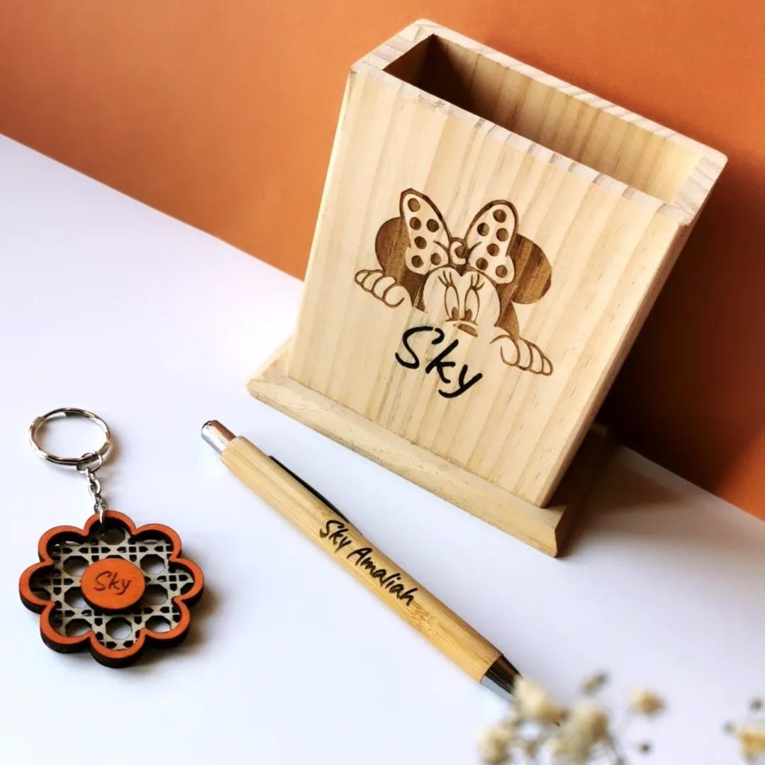 Cadeau personnalisé en bois 2022