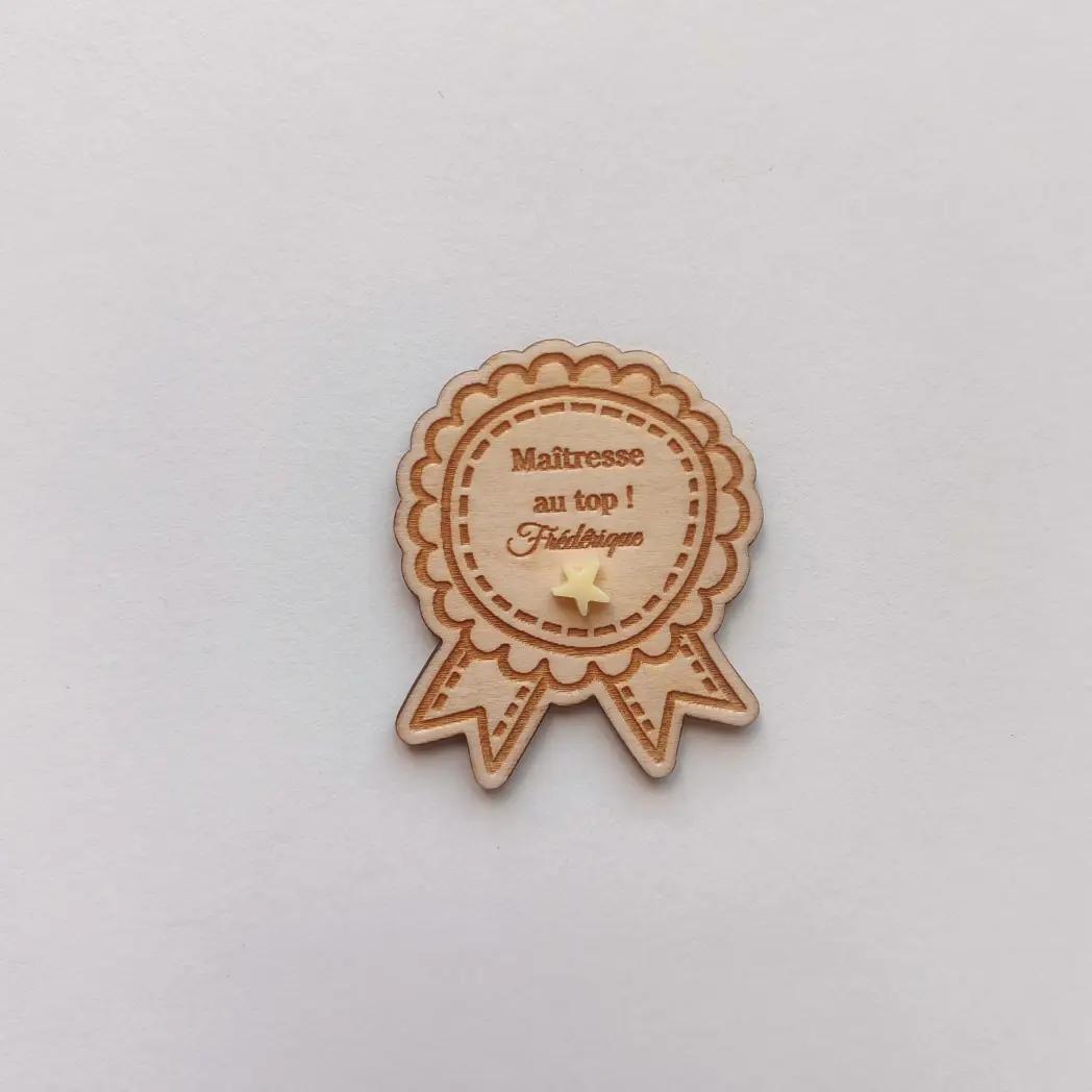 Cadeau personnalisé en bois 2499