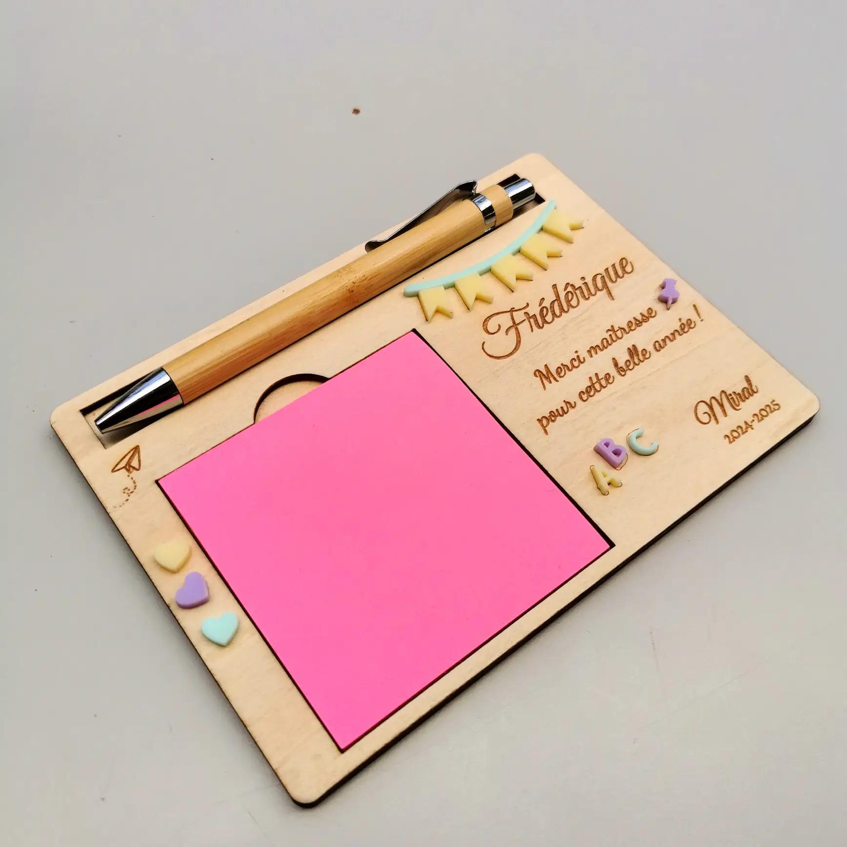 Cadeau personnalisé en bois 2604