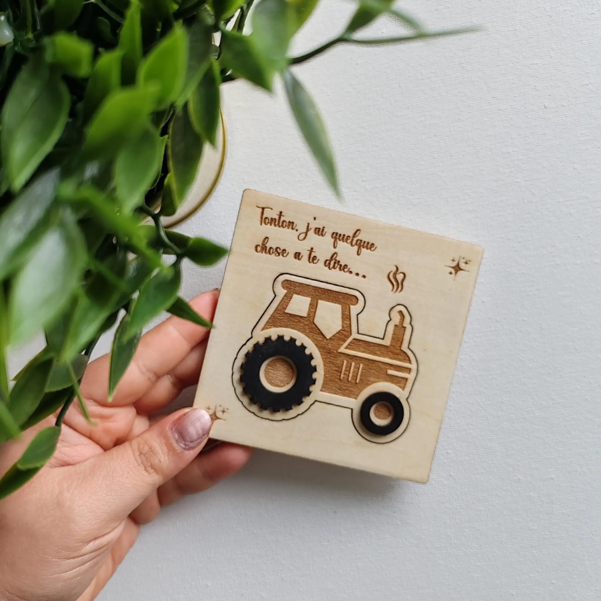 Coffret demande marraine parrain surprise personnalisee en bois forme Tracteur