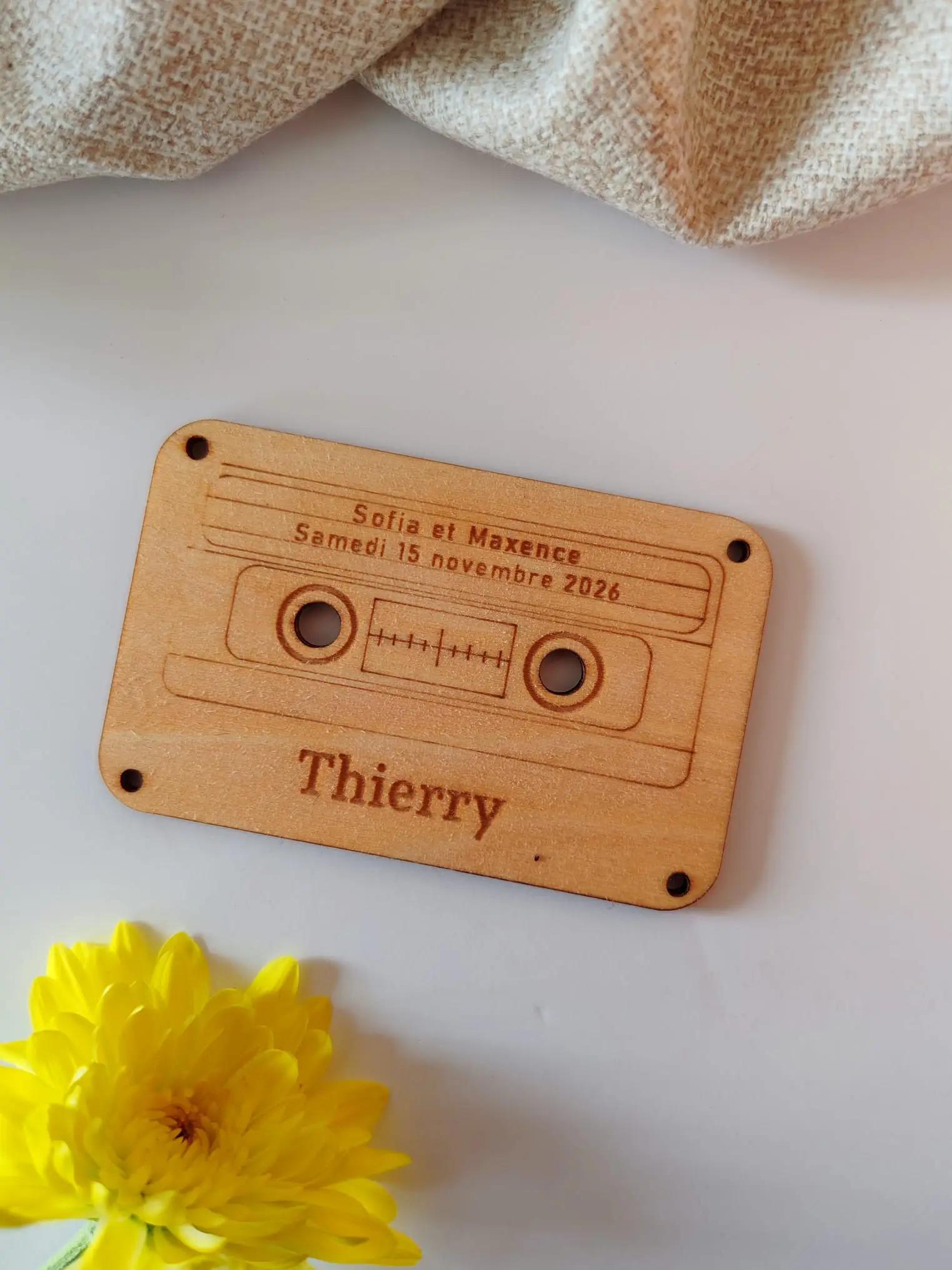 Cadeau personnalisé en bois 2901
