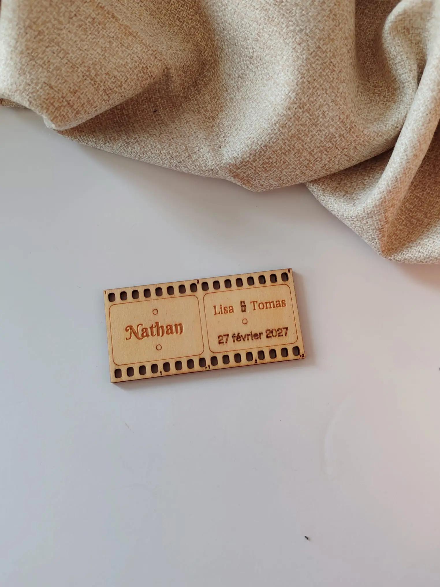 Cadeau personnalisé en bois 2909